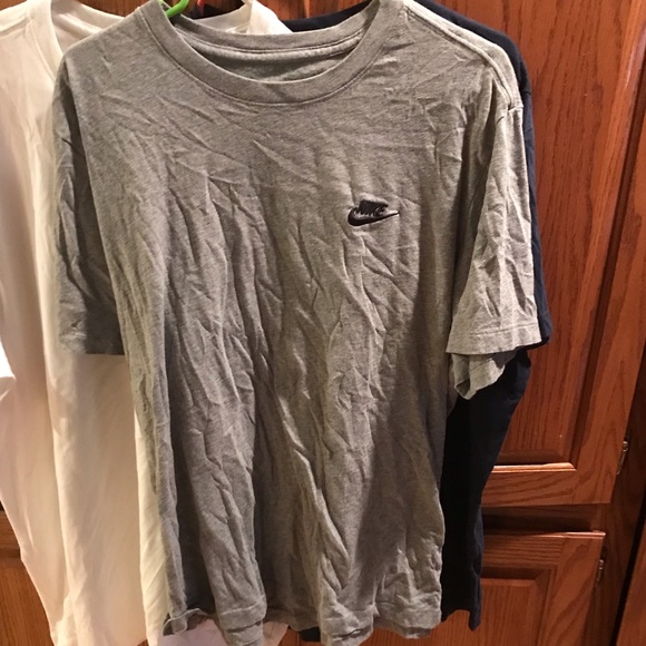 Nike white grey navy blue XL tees - Picture 8 of 8